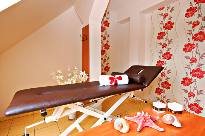 Villa_Rezydent_Swinoujscie_Swinemunde_Kuren_in_Polen_Kur_Spa_Wellnessbereich_Massage.jpg
